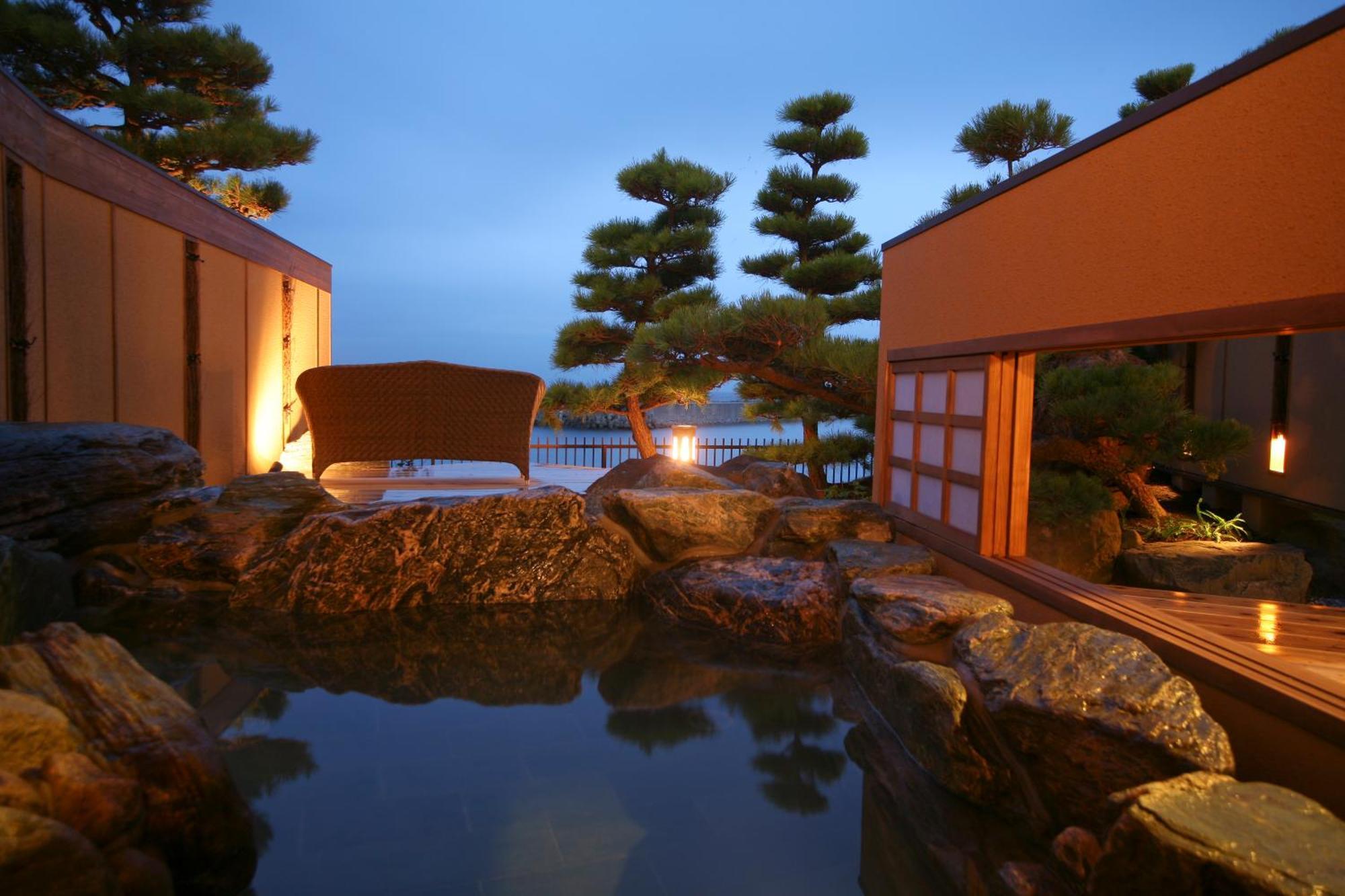 Hotel New Awaji Sumoto Exterior photo